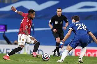 阿森纳客战布拉格斯拉维亚：萨卡、恩瓦内里、内尔高首发