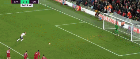 本泽马：现在的皇马队内缺少领袖；皇马永远是我的球队