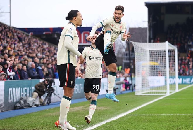 队友羡慕你留洋吗？王博豪：羡慕，我出去有房住