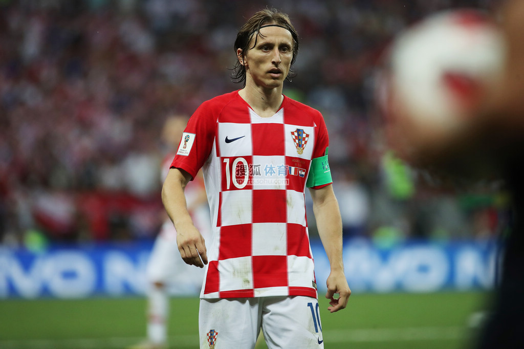 罗马诺：利物浦对伊萨克报价为1.2亿镑，纽卡要先找到替代者